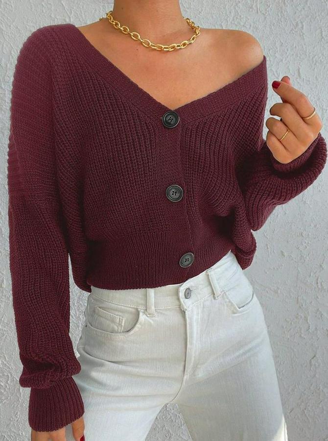 Uzun Kollu Üç Düğmeli Triko Hırka