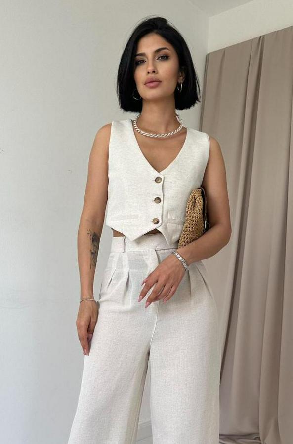 Bej Önü Düğmeli Yelek Ve Pantolon Takım