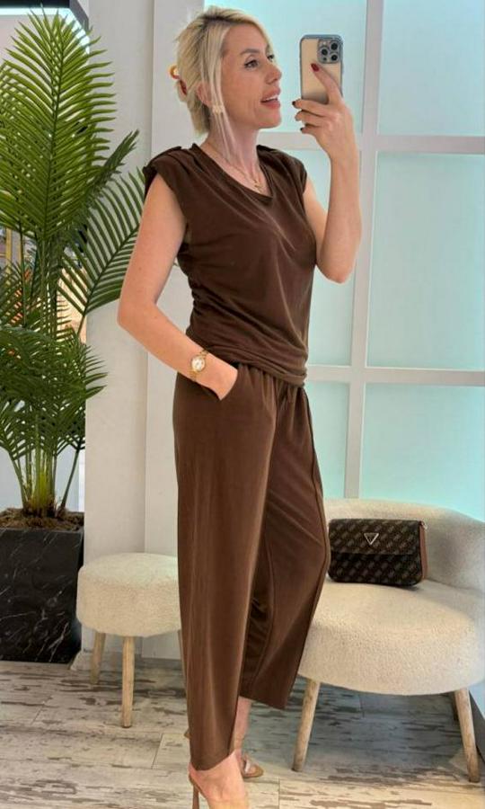 Vatkalı Düşük Kol Rahat Kesim Ikili Takım