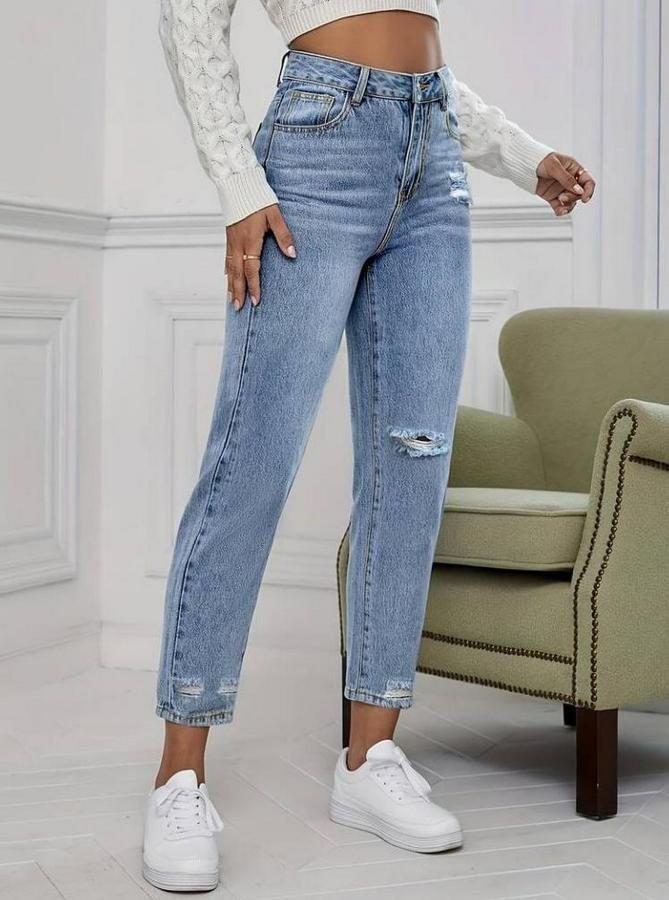 Açık Mavi Yırtık Mom Fit Kot Pantolon