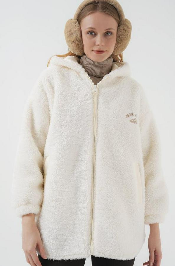 Oversize Kapüşonlu Beyaz Peluş Kaban