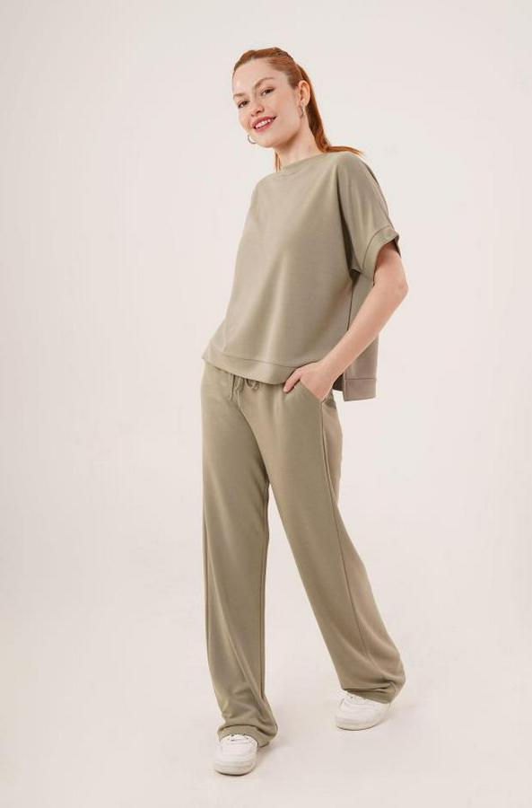 Modal Kısa Kollu Üst Ve Geniş Paça Eşofman Ikili Yağ Yeşili Takım