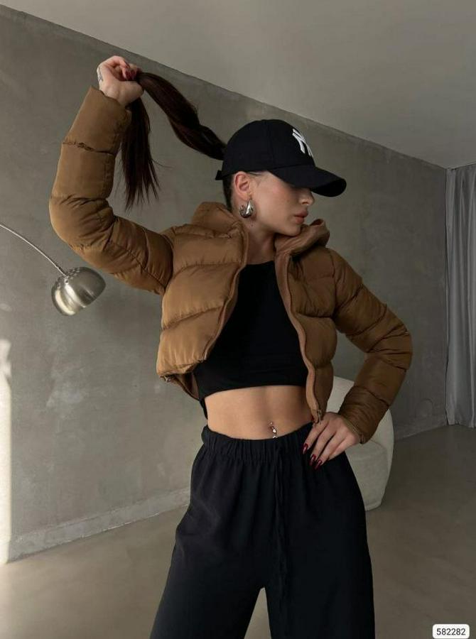 Kapüşon Detay Kısa Şişme Mont