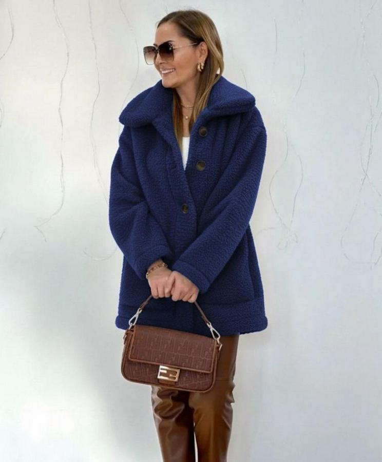 Uzun Kollu Yakalı Önden Düğmeli Welsoft Kaban