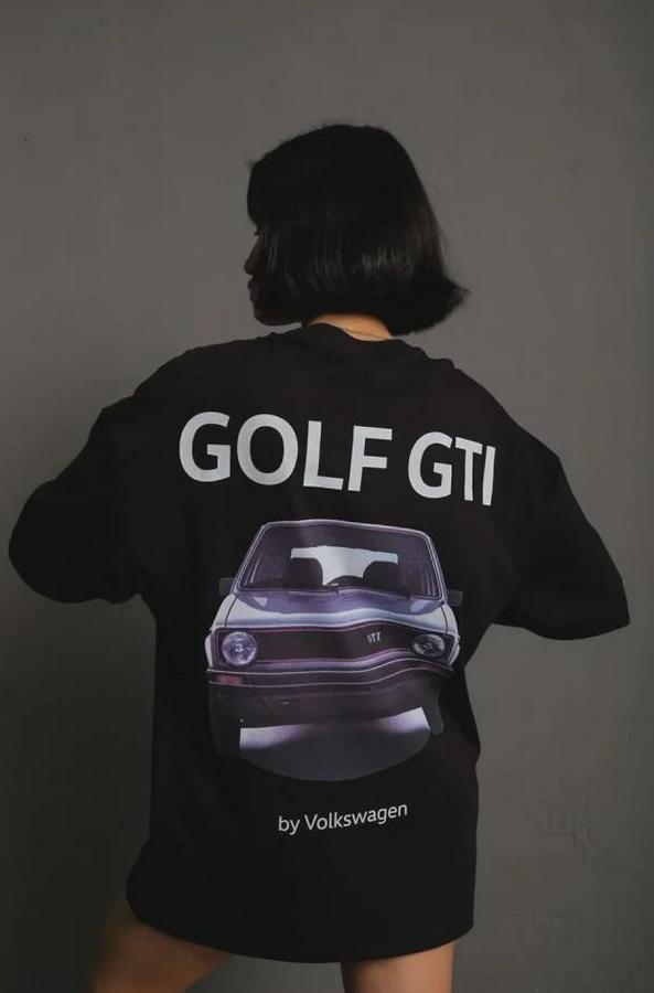 Oversize Baskılı Tişört – Golf Gti Retro Araba Desenli, Ön