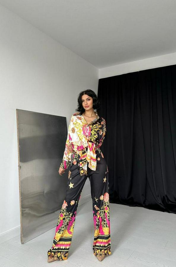 Desenli Gömlek Ve Desenli Pantolon Takım