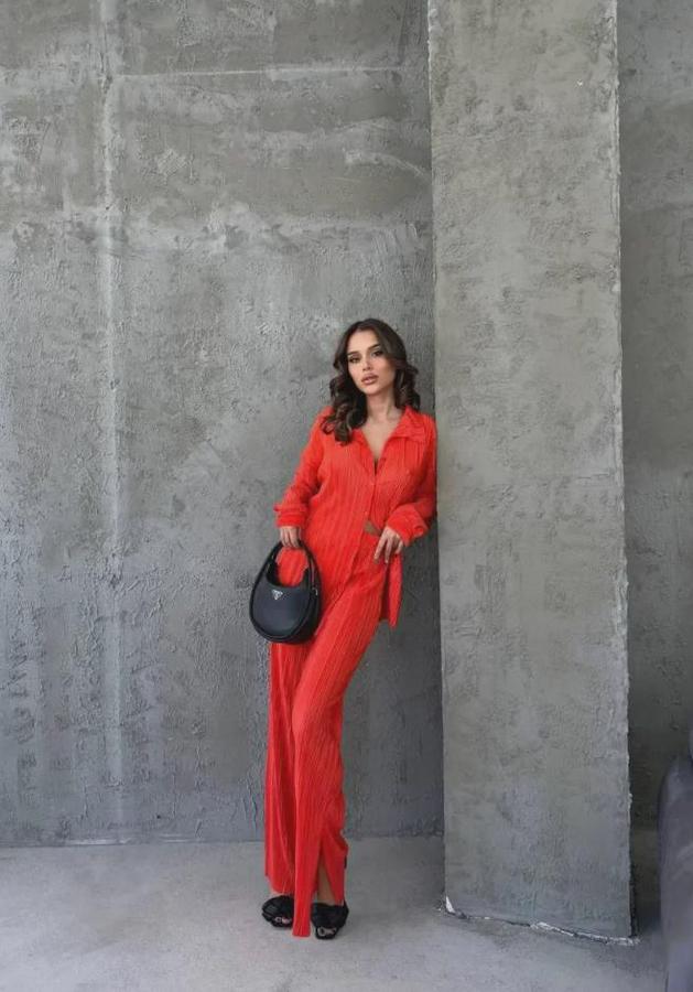 Gömlek Ve Pantalon Takım