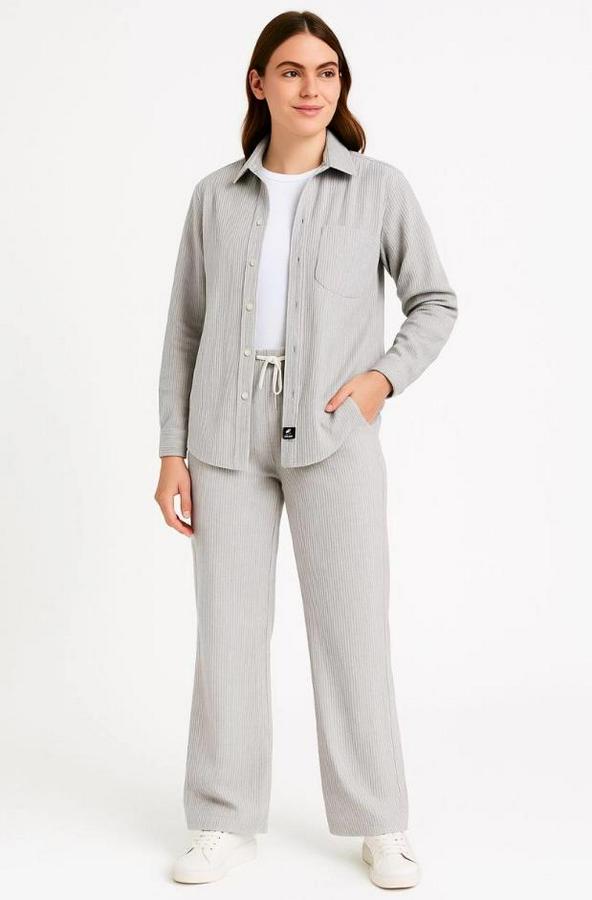 Kadife Oversize Takım – Gömlek Ve Pantolon Ikili Set Füme Corduroy Şıklığı, Rahat Ve Zarif Duruş Yumuşak Dokulu Kadife Kumaş, Düğmeli Gömlek Üst Ve La