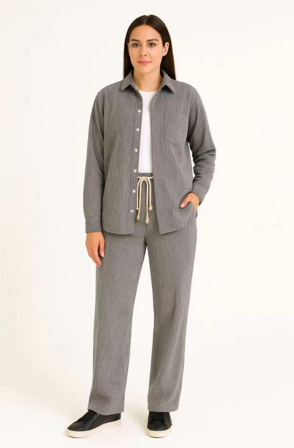 Kadife Oversize Takım – Gömlek Ve Pantolon Ikili Set Füme Corduroy Şıklığı, Rahat Ve Zarif Duruş Yumuşak Dokulu Kadife Kumaş, Düğmeli Gömlek Üst Ve La