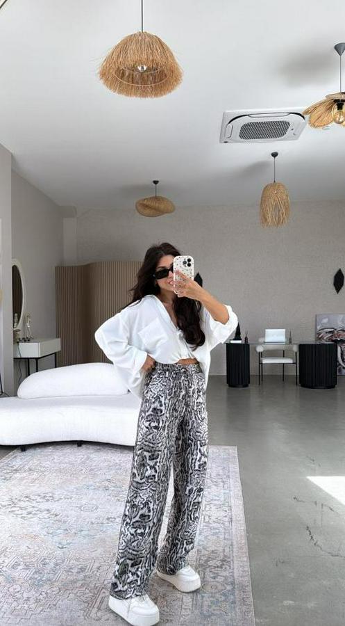 Saten Kumaş Leopar Desenli Pantolon