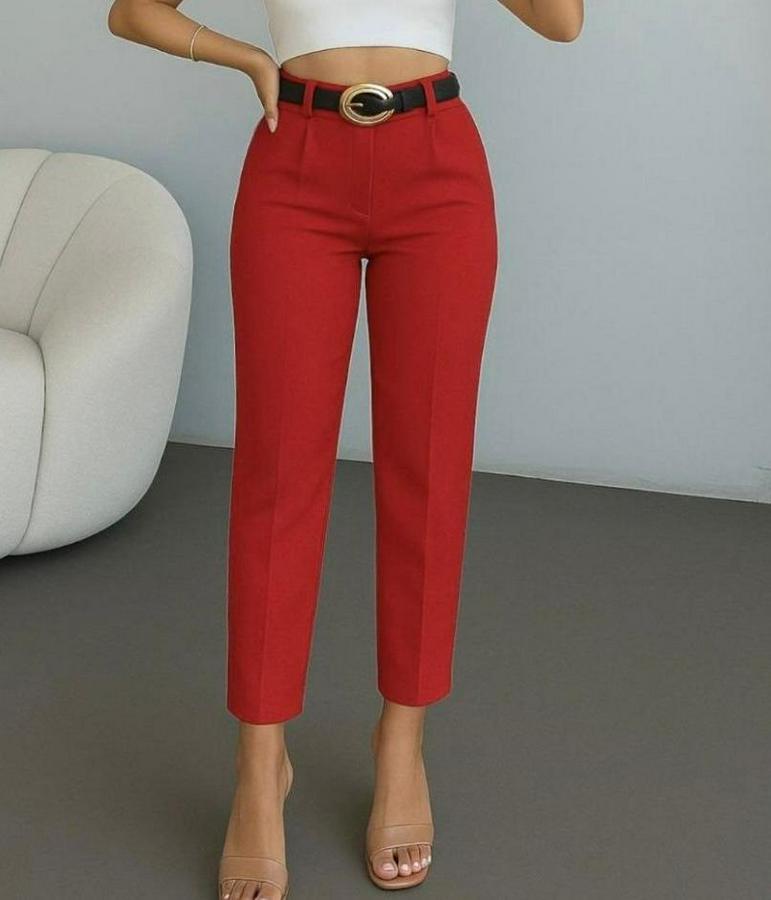 Yüksek Bel Gipe Detay Dar Paça Kısa Pantolon