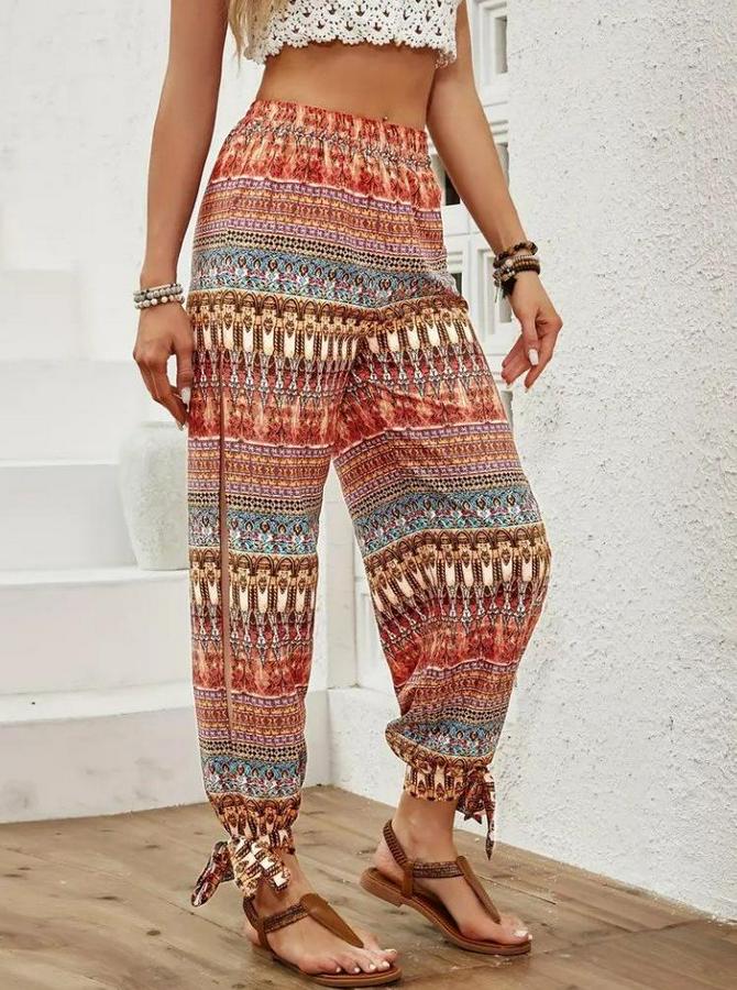Yüksek Belli Yanlardan Yırtmaç Detaylı Desenli Bürümcük Pantolon