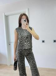 Leopar Desenli Düğmeli Bluzlu Pantolon Ikili Takım -Leopar