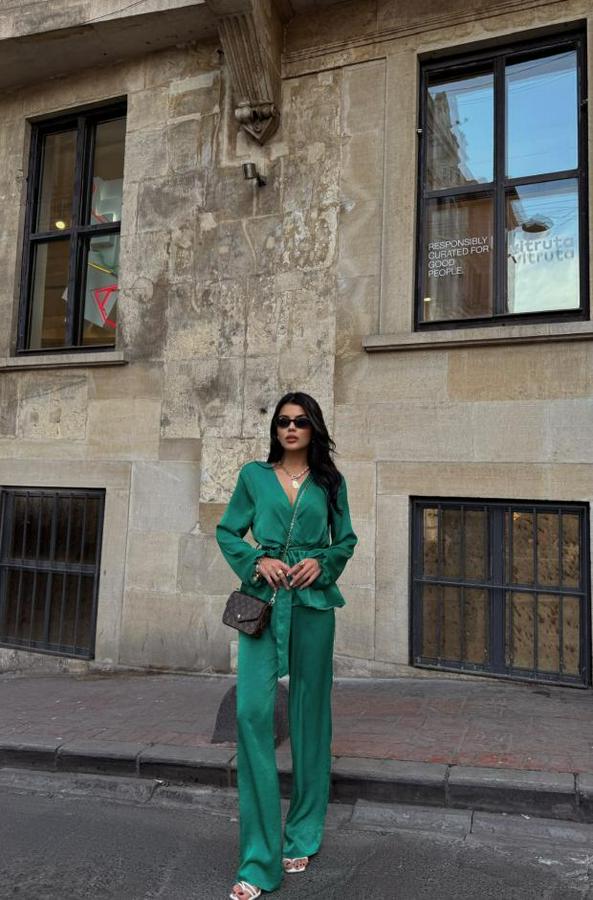 Saten Kruvaze Bağlamali Bluz- Pantolon Takim