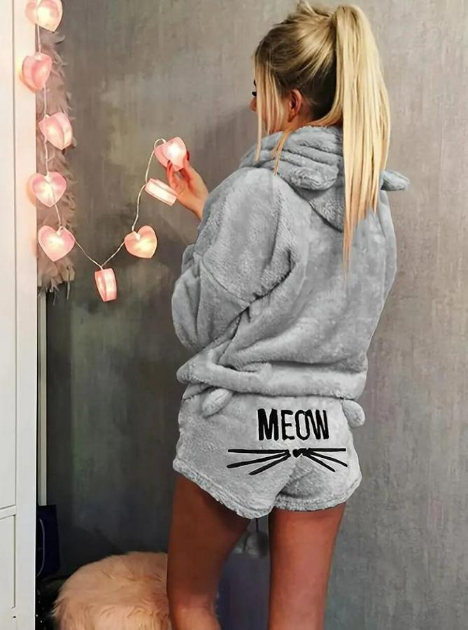 Uzun Kollu Meow Kedi Nakışlı Kapşonlu Peluş Sweat Ve Short Ikili Takım