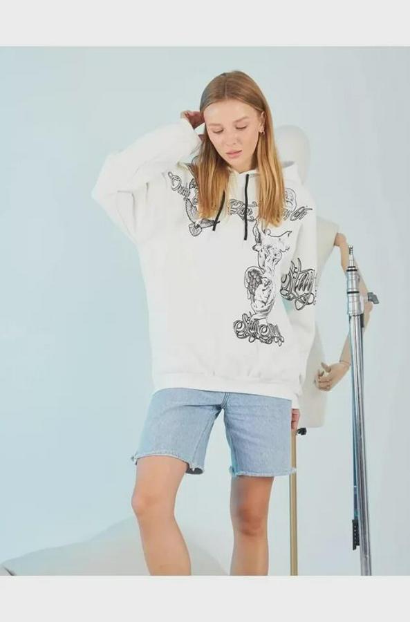 Kapüşonlu Strong Heykel Baskılı Sweatshirt