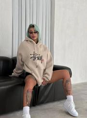 Üç Iplik Kapşonlu Baskılı Sweatshirt