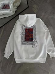 Uzun Kol Kapşonlu Ön Ve Arka Baskılı Sweatshirt