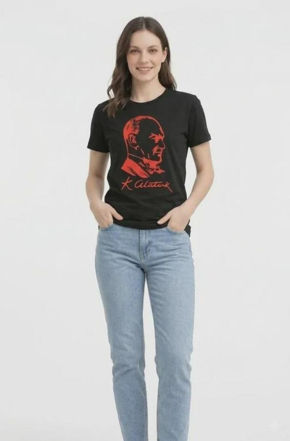 Atatürk Baskılı Tişört Kısa Kollu Bisiklet Yaka  T-Shirt