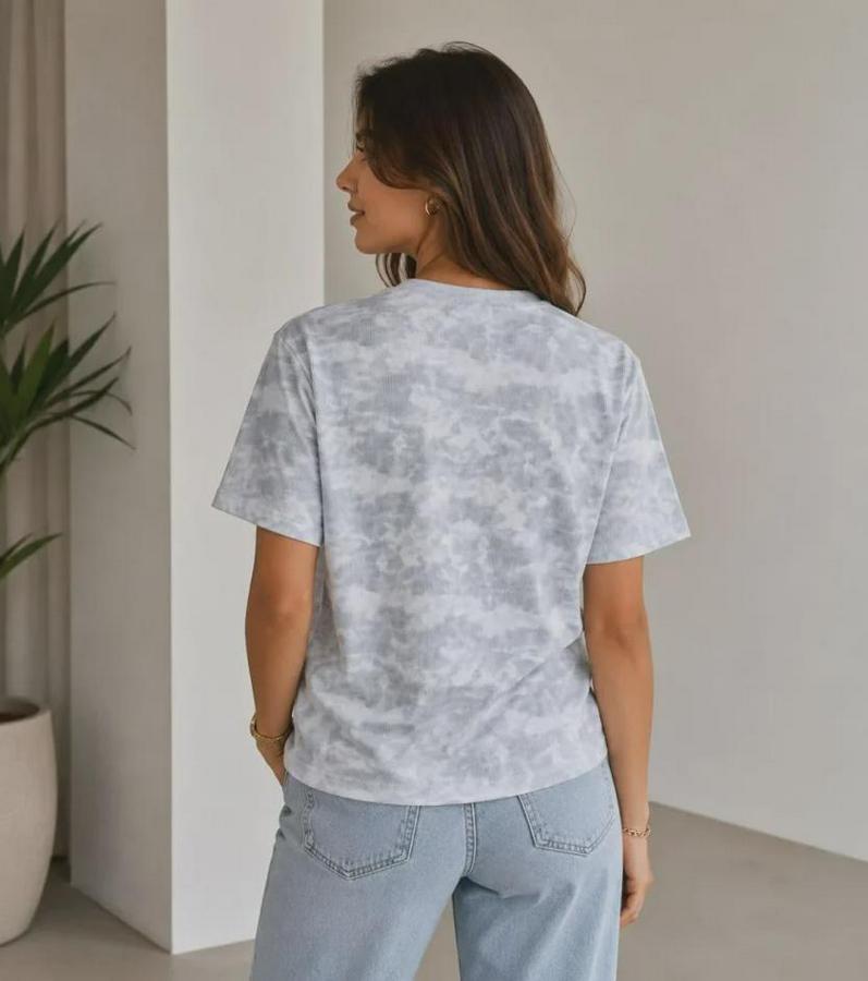 Batik Desenli Tişört Bisiklet Yaka Kısa Kol Regular Fit T-Shirt