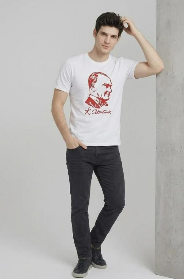 Atatürk Baskılı Tişört Kısa Kollu Bisiklet Yaka T-Shirt