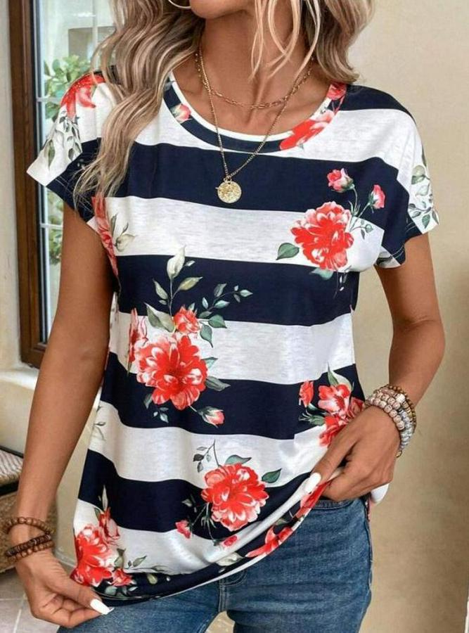 Çiçek Desenli Yatay Şeritli Bisiklet Yaka Tişört