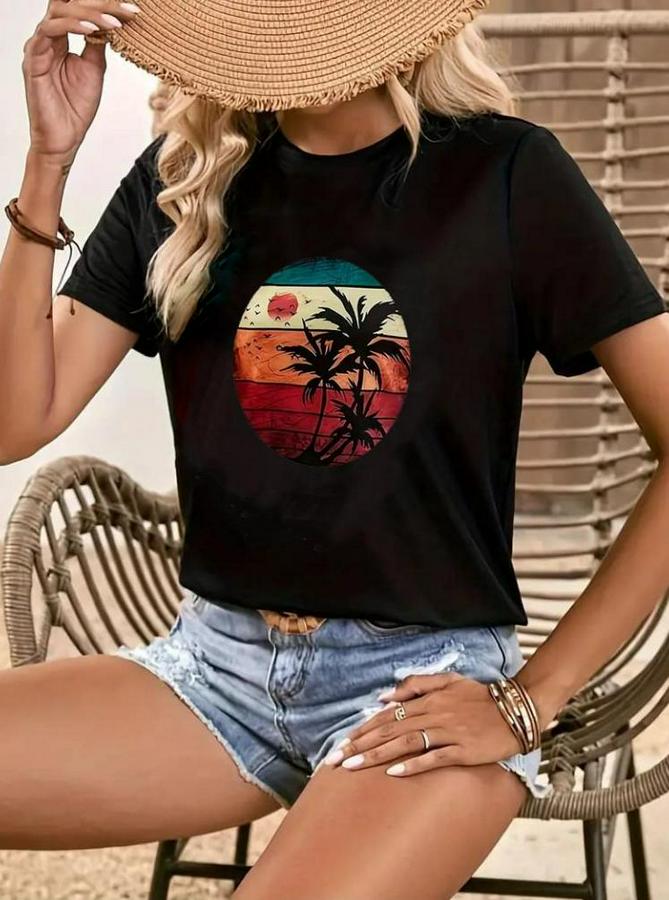 Kısa Kollu Palmiye Baskılı Viskon T-Shirt