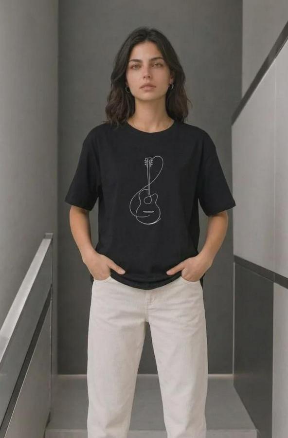 Minimal Gitar Baskılı Tişört T-Shirt Yazlık Kısa Kol Bisiklet Yaka T-Shirt