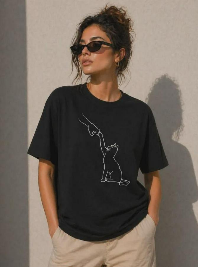 Minimal Kedi Çizim Baskılı Tişört Kısa Kol Yazlık T-Shirt