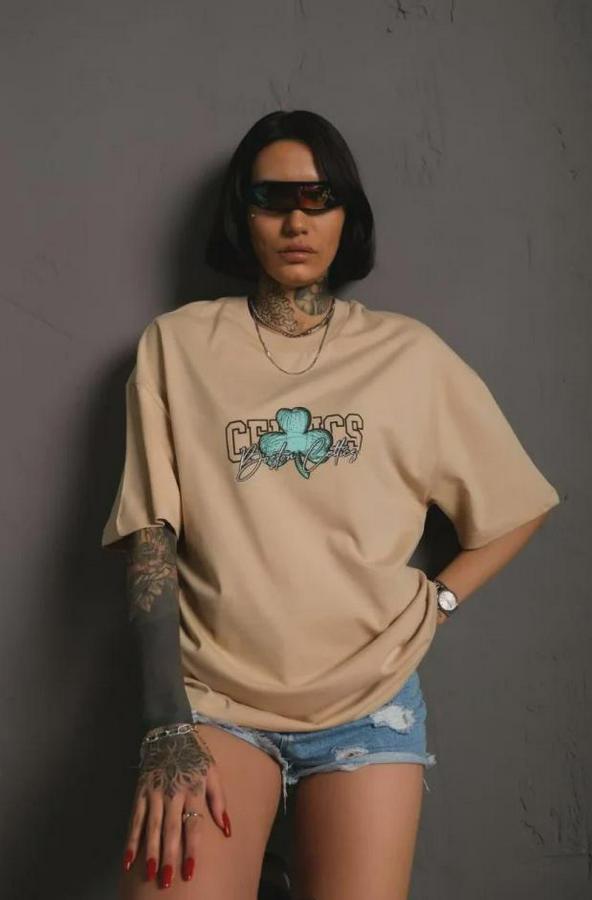 Sırt Baskılı T-Shirt