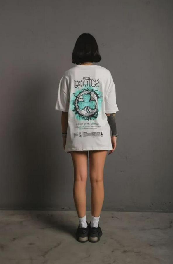 Sırt Baskılı T-Shirt