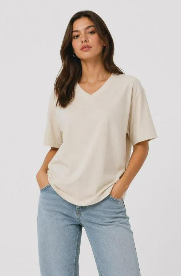 V Yaka Basic Tişört Kısa Kol Yazlık Regular Fit T-Shirt
