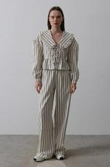 Bebe Yakalı Önü Bağlamalı Takım