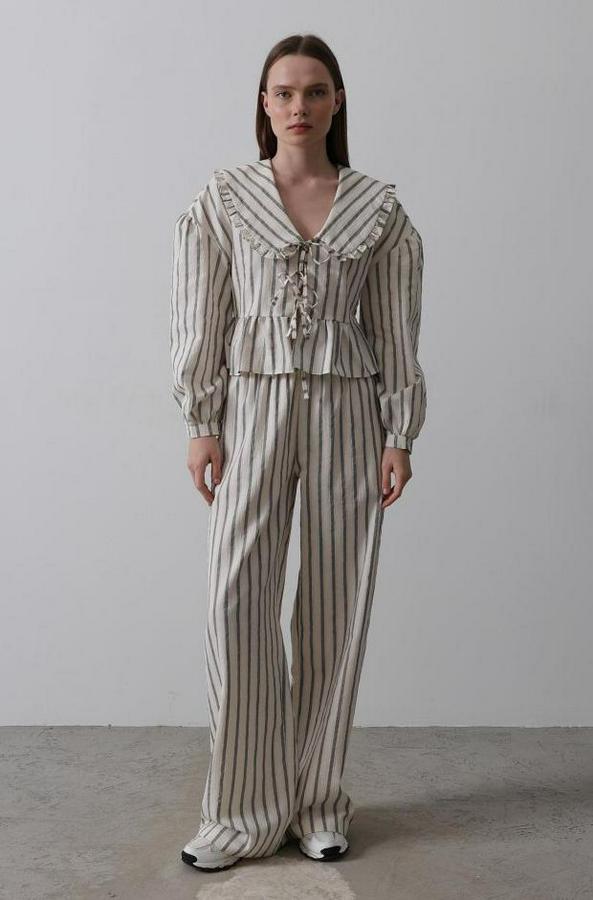 Bebe Yakalı Önü Bağlamalı Takım