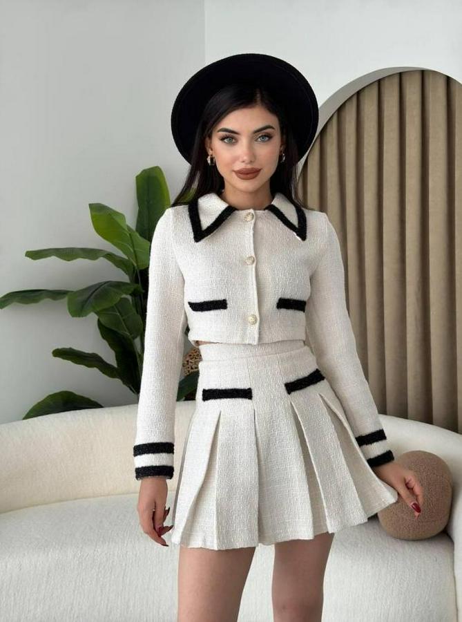 Dora Chanel Takım