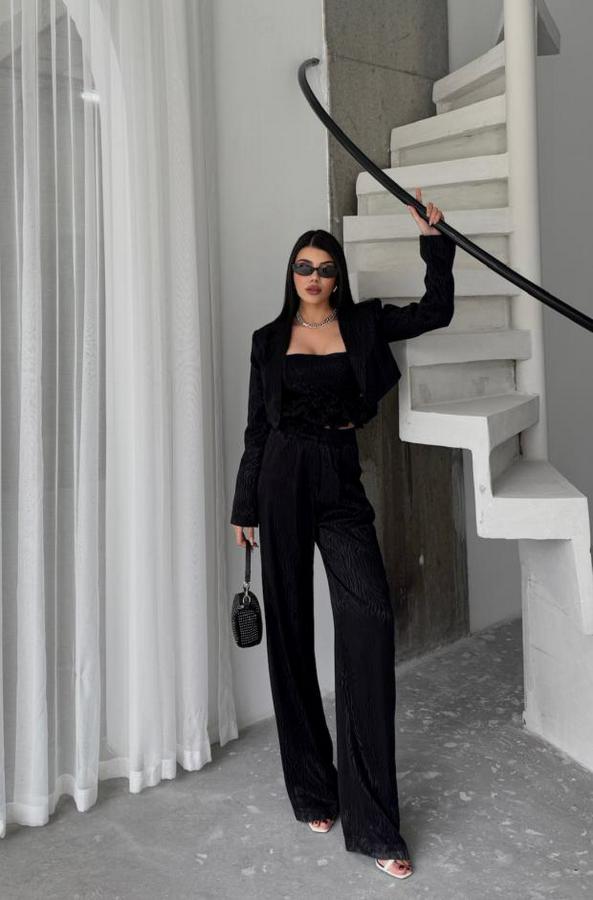 Jakarli Bluzu Tasarim Detayli Ceket Pantolon Ve Bluz 3 Lü Takim