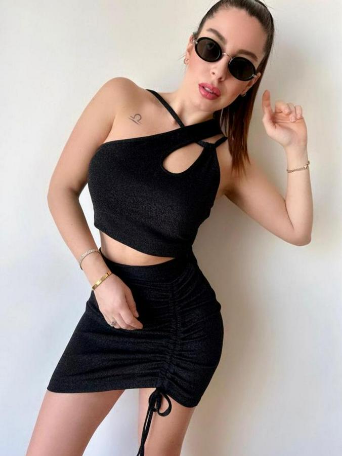 Asimetrik Yaka Detay Crop Ve Yüksek Bel Mini Etek Ikili Takim