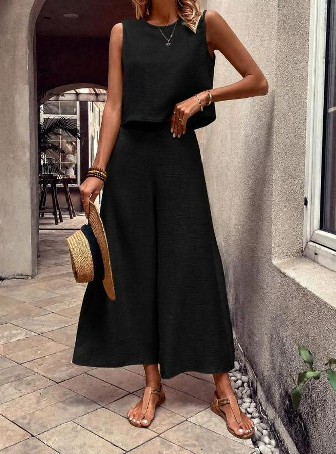 Askılı Bisiklet Yakalı Aerobin Kısa Bluz Ve Geniş Kesim Pantolon Ikili Takım