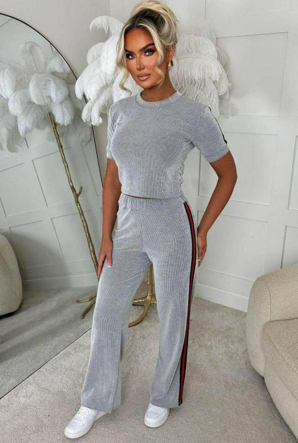Bisiklet Yaka Yanı Şerit Detay Bluz Ve Pantolon Ikili Takım