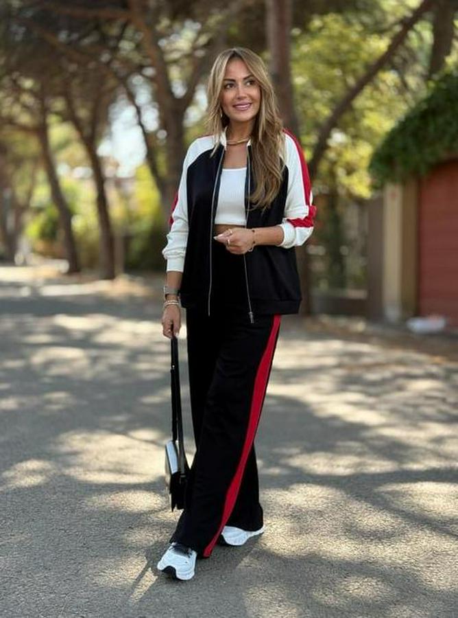 Hakim Yaka Şerit Detay Hırka Ve Bol Paça Pantolon Ikili Takım