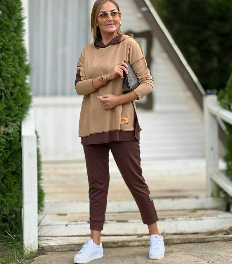 Kahve Kapşonlu Etek Ucu Detay Arma Ters Dikiş Gorunumlu Ikili Takım