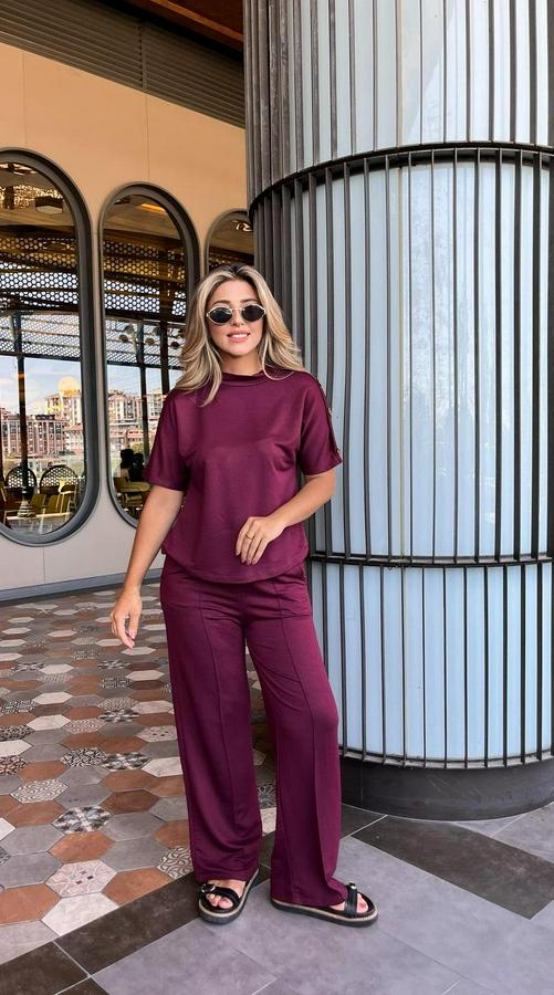 Kısa Kollu Bisiklet Yaka Omuzdan Düğmeli Viskon Iki Iplik Kısa Bluz Ve Pantolon Ikili Takım