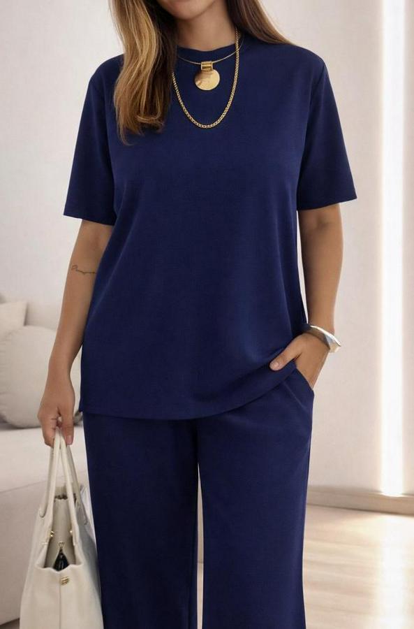 Kısa Kollu Bisiklet Yaka Viskon Iki Iplik Bluz Ve Pantolon Ikili Takım