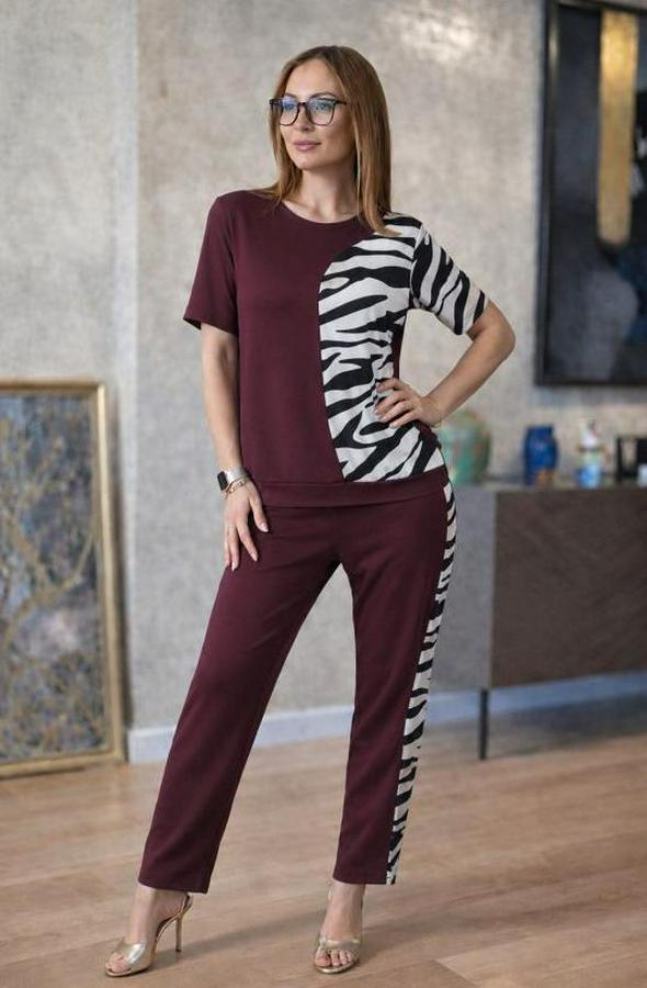 Kısa Kollu Bisiklet Yaka Zebra Desen Bluz Ve Pantolon Ikili Takım