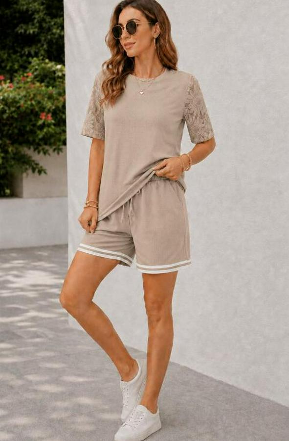 Kısa Kollu Bisiklet Yakalı Waffle Bluz Ve Short Ikili Takım