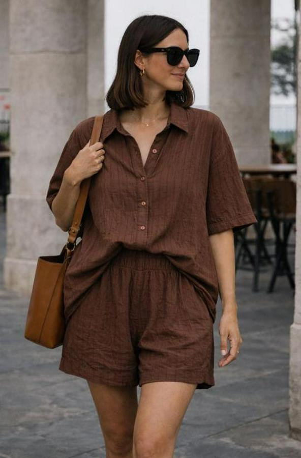 Kısa Kollu Çizgili Modal Kumaş Gömlek Ve Yüksek Bel Lastik Detay Şort Ikili Takım