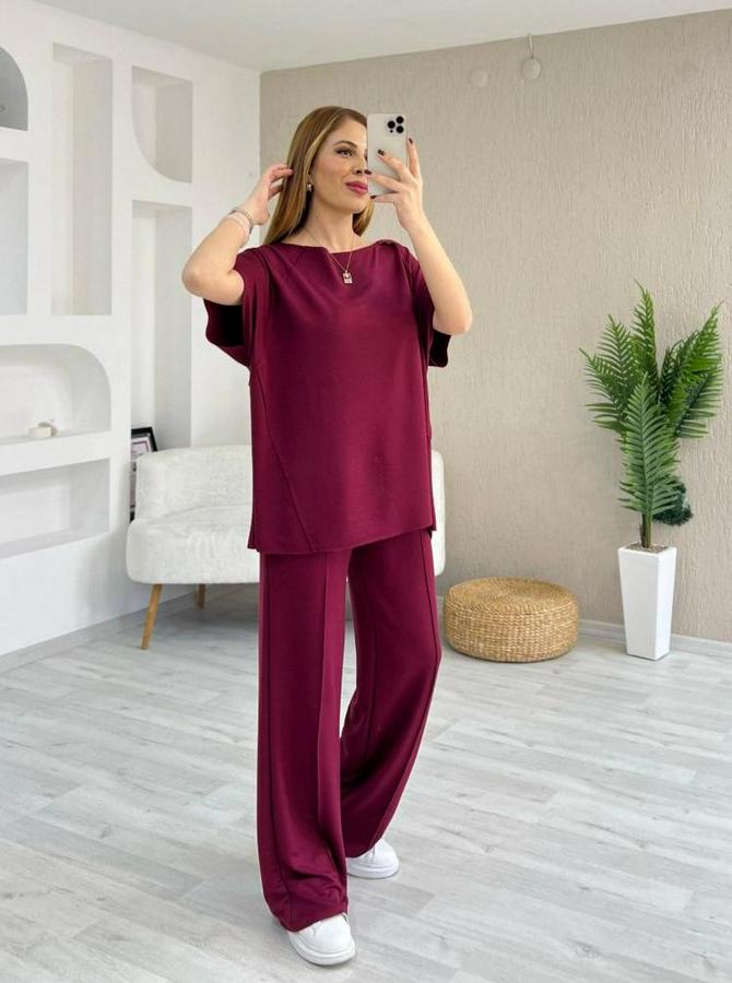 Kısa Kollu Kayık Yakalı Dikiş Izi Detaylı Viskon Iki Iplik Bluz Ve Pantolon Ikili Takım