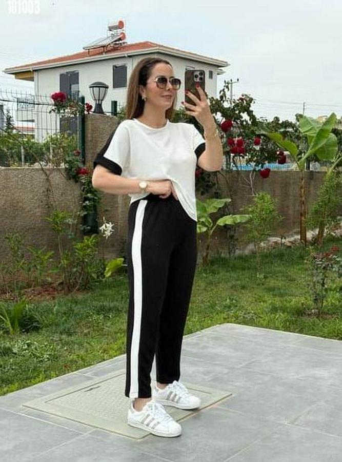 Kısa Kollu Modal Dokulu Kumaş Yanı Şeritli Takım