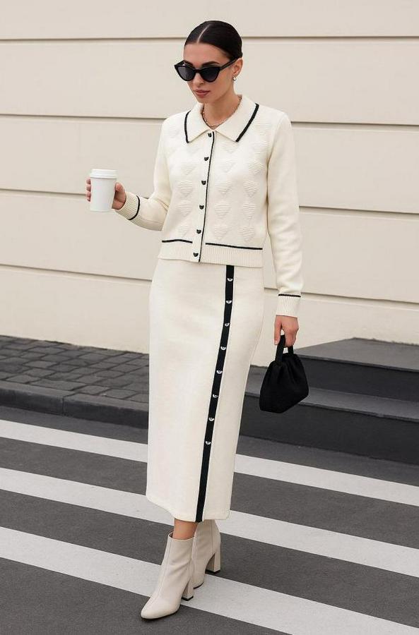 Şerit Detay Ceket Ve Etek Ikılı Takım