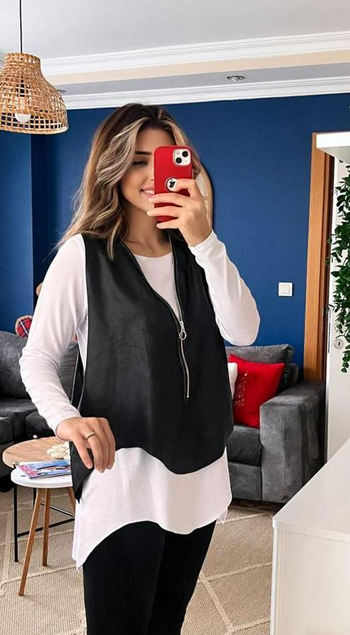 Uzun Kol Asimetrik Kesim Viskon Bluz Ve Çatlak Deri Görünümlü Fermuar Detaylı Yelek Ikili Takım